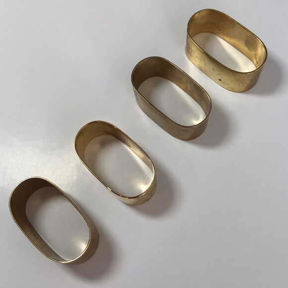 4 Brass Napkin Rings Holders Unpolished Natural Patina X - Picture 3 of 9